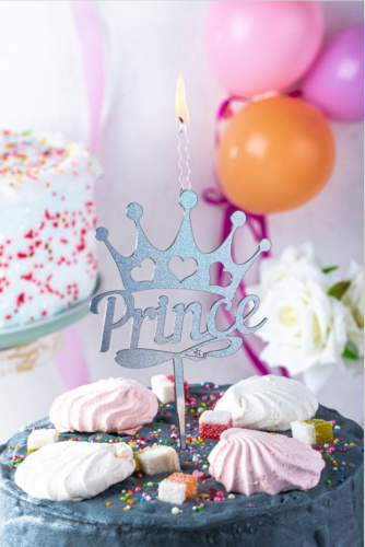 Топпер-Свеча "Серебряная - Принц, Prince", 10 см. Топпер-Свеча "Серебряная - Принц, Prince", 10 см.